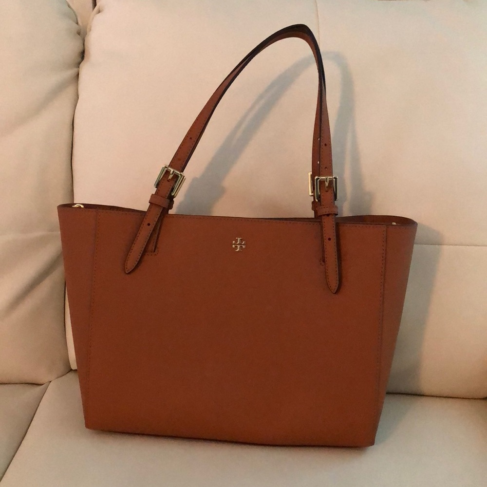 Tory Burch York Buckle Tote in Saddle